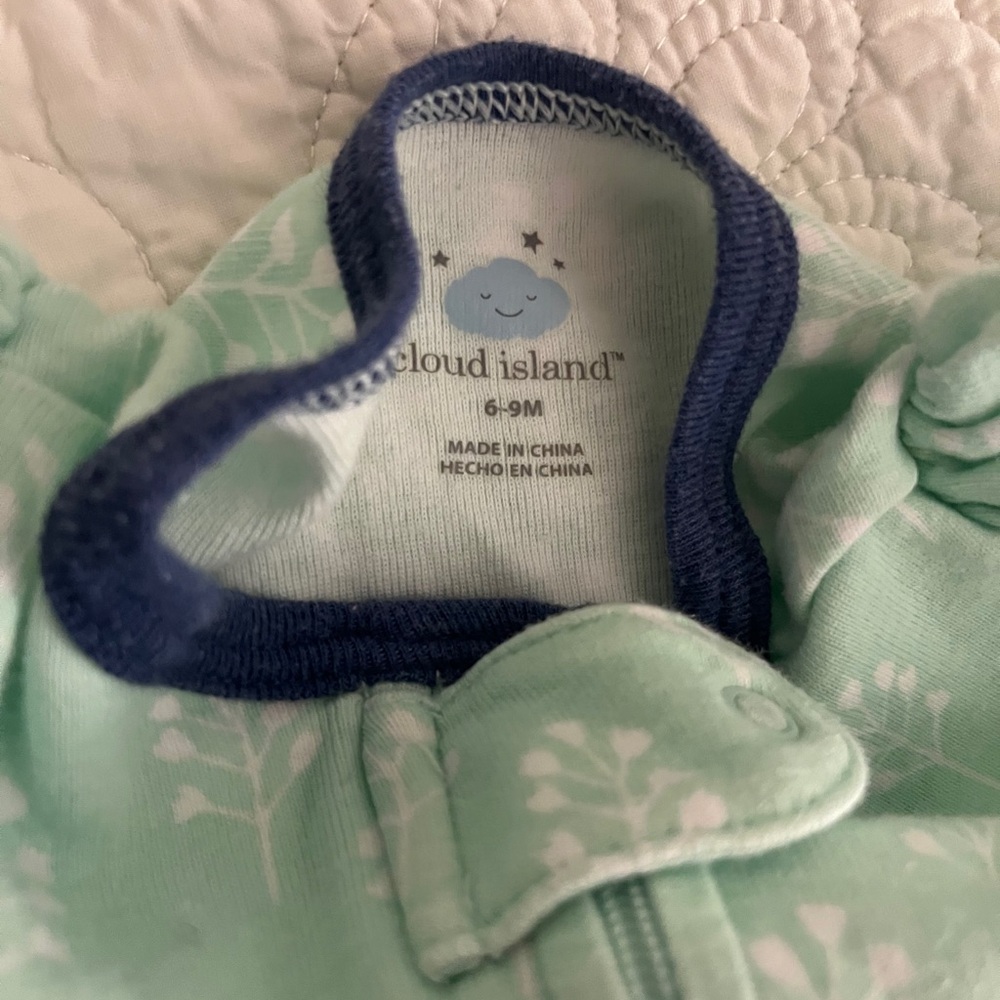 Cloud Island footed pj’s.   EUC.